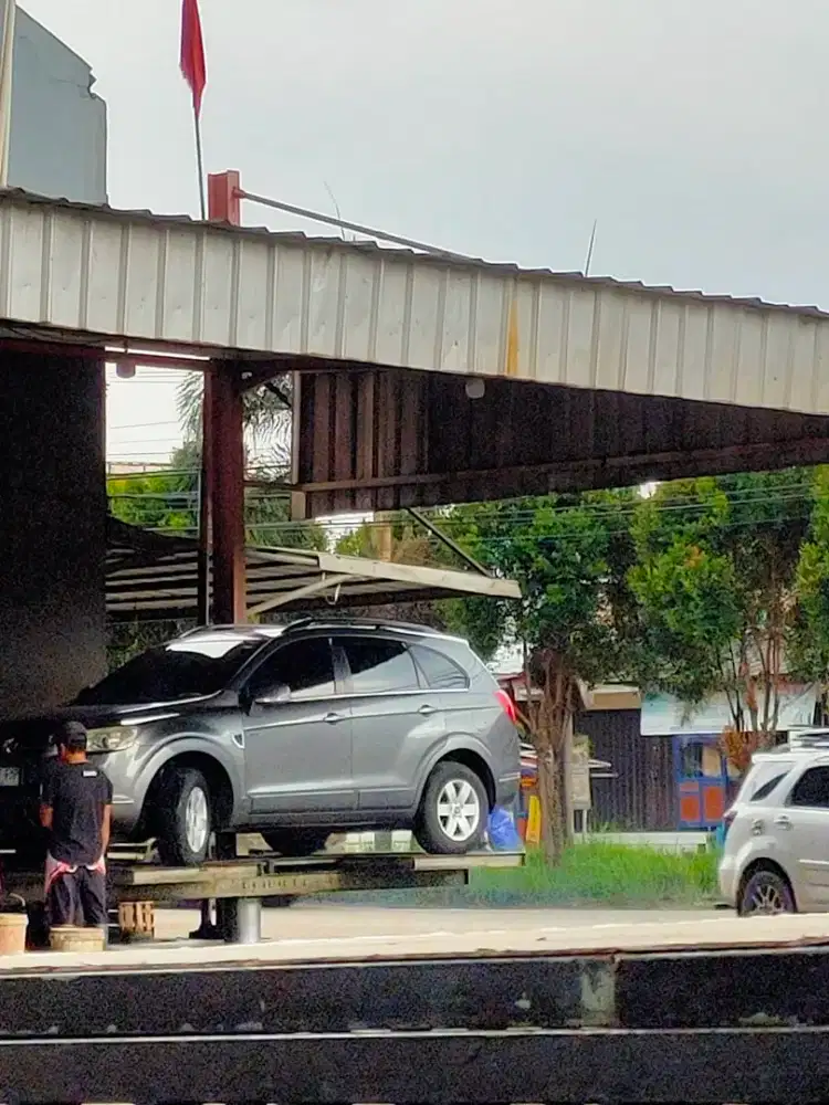 Chevrolet Captiva NFL diesel th. 2011 A/T