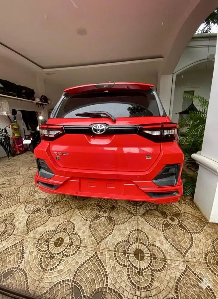 Jual mobil Raize GR 1.0 kondisi bagus terawat