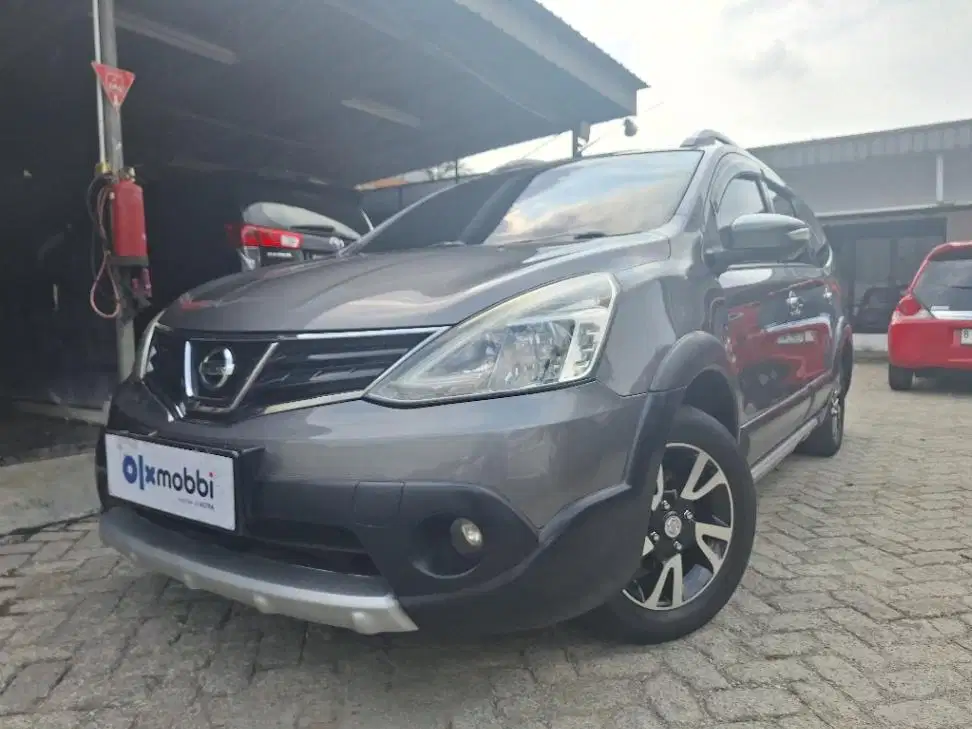 DP MURAH Nissan Grand livina 1.5 X-Gear Bensin-MT 2017 Abu CSYSB