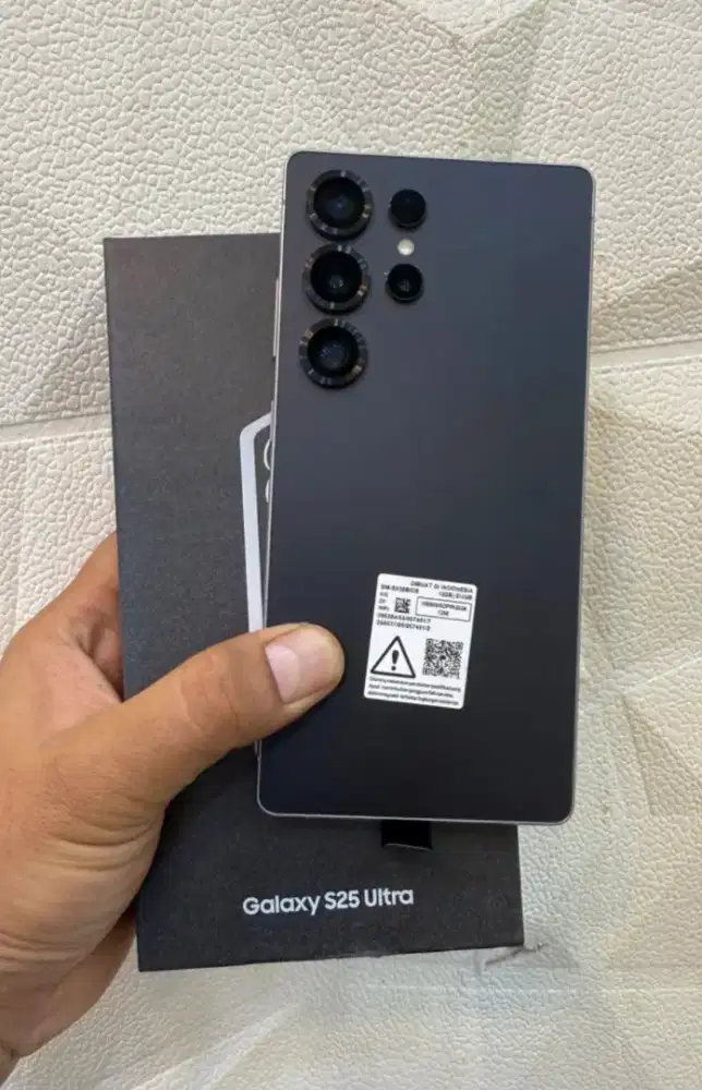 Samsung Galaxy S25 Ultra 12/256GB Pemakai 1 bulan