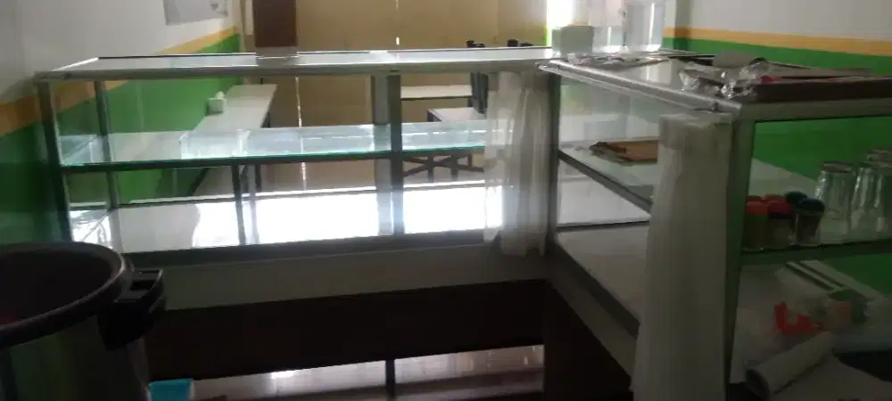 Dijual peralatan bekas  jualan warteg full set siap jualan