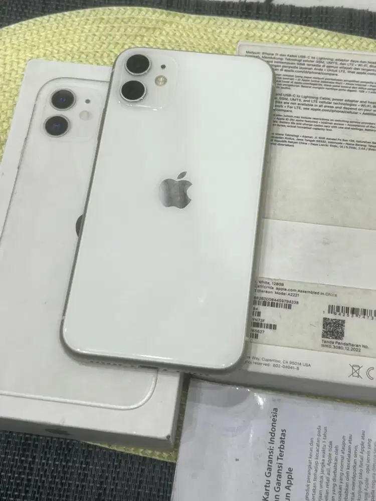 Iphone 11 128gb starlight resmi ibox fullset