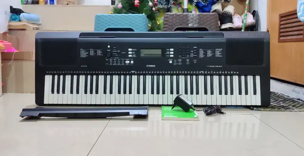 Yamaha psr ew300 bekas normal (76 keys)