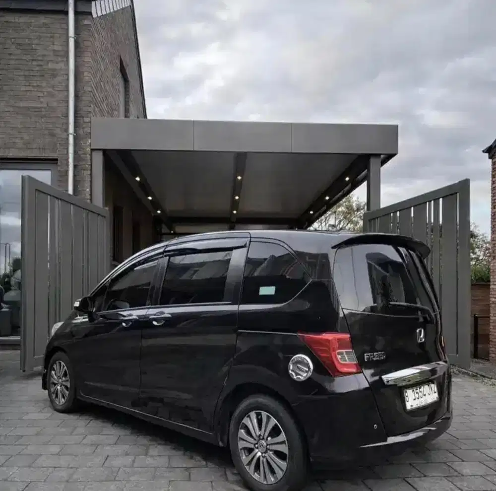 HONDA FREED PSD 2012