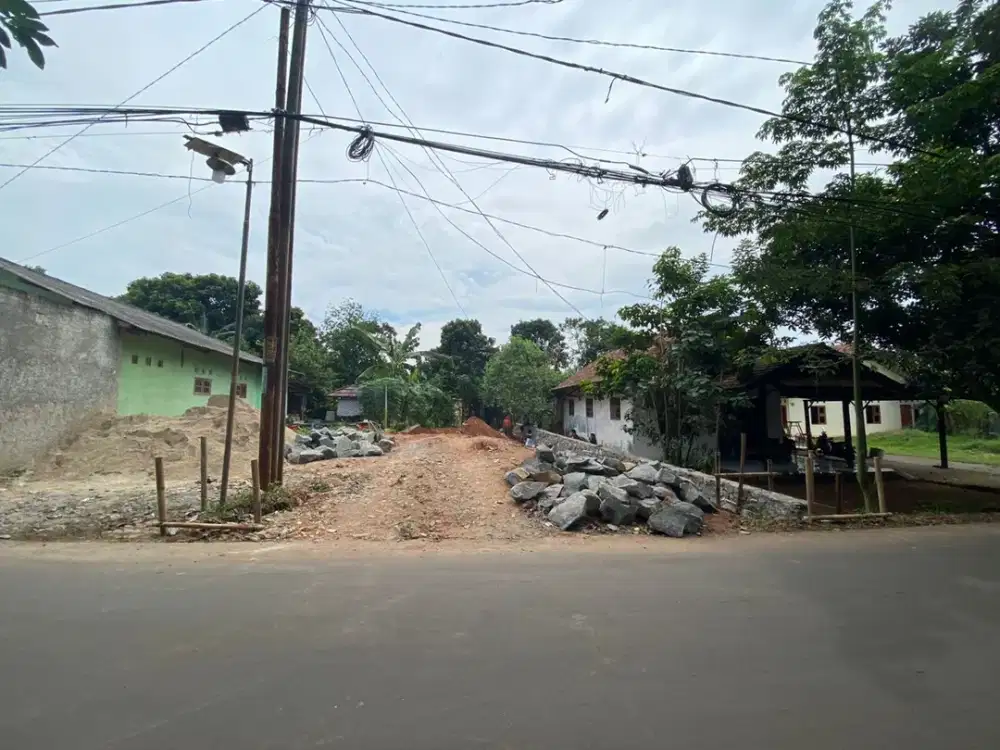 Tanah pinggir jalan cocok untuk usaha di Jatisari Bekasi
