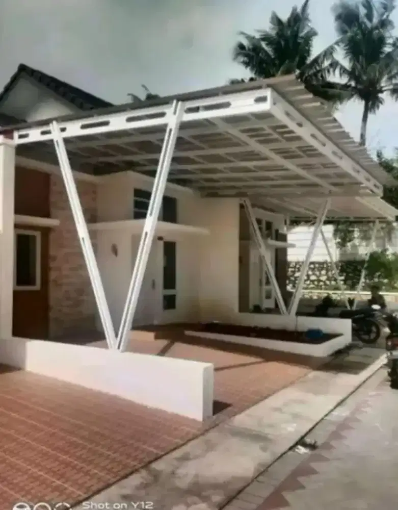 Pasang kanopi baja ringan