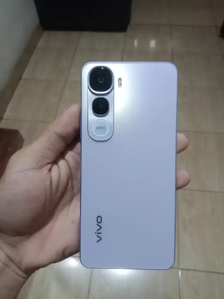 Jual aja vivo y400 ram 8/256gb no minus mulus fullset