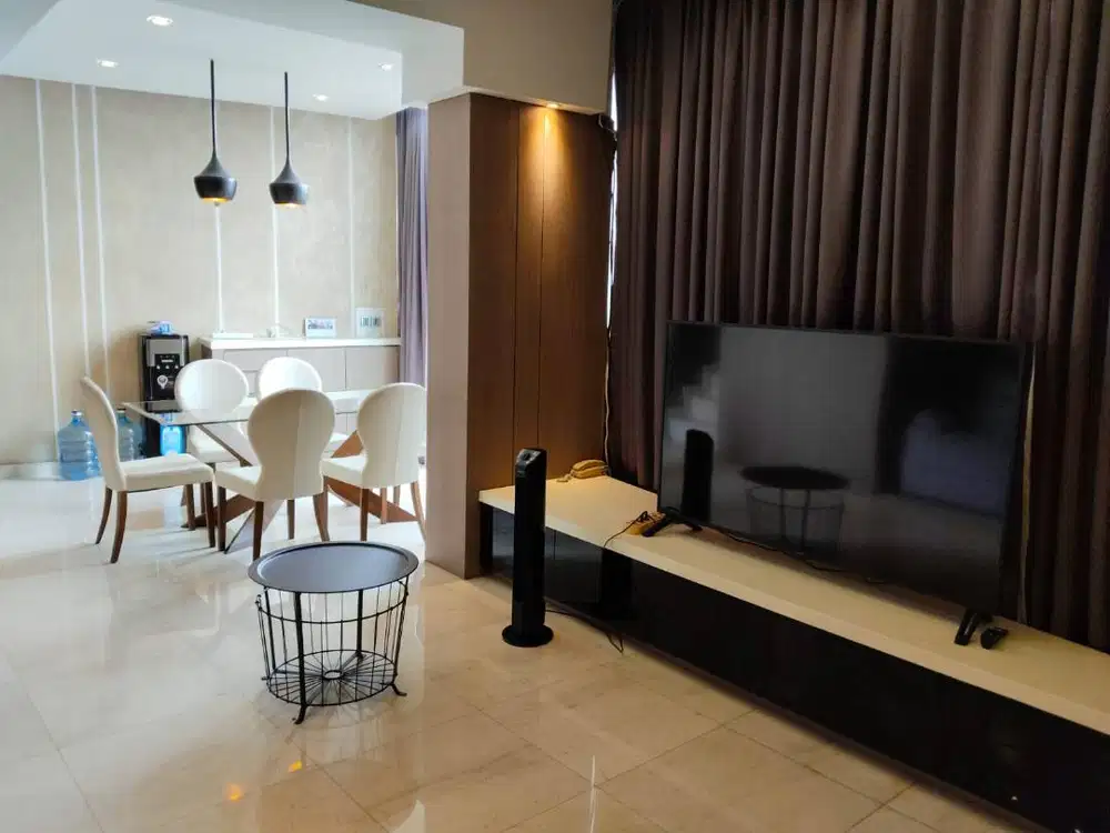 Summit Lantai Sedang Furnished Lux