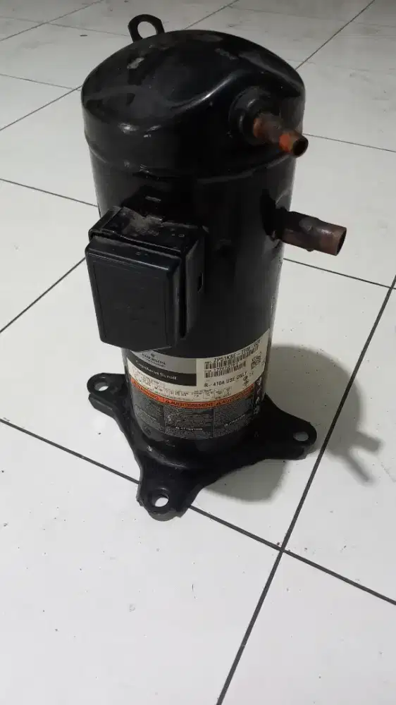 Kompresor AC Emerson