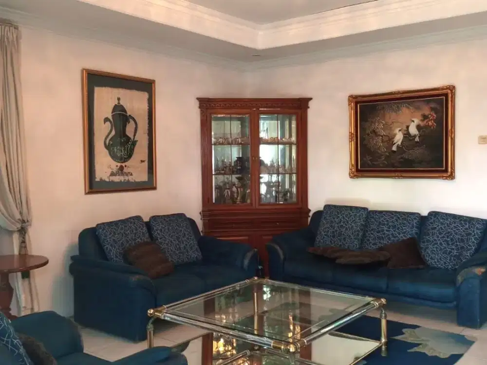 Dijual!! Rumah Luas Cocok Nyaman Aman Strategis di Suryalaya Buah Batu