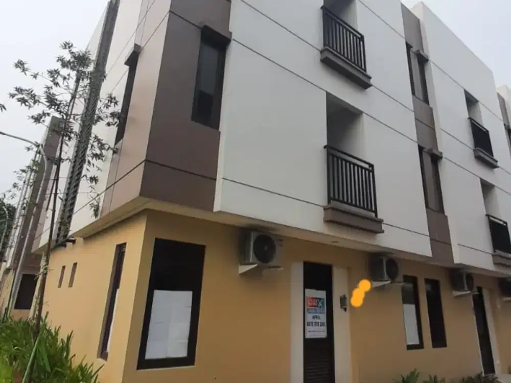 RUMAH KOST ZENA SHARE HOUSE BSD LOKASI STRATEGIS