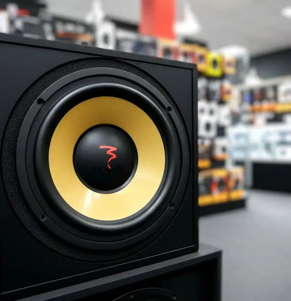 Subwoofer FOCAL (13)
Made in ITALY 
(ORIGINAL dan mulus)