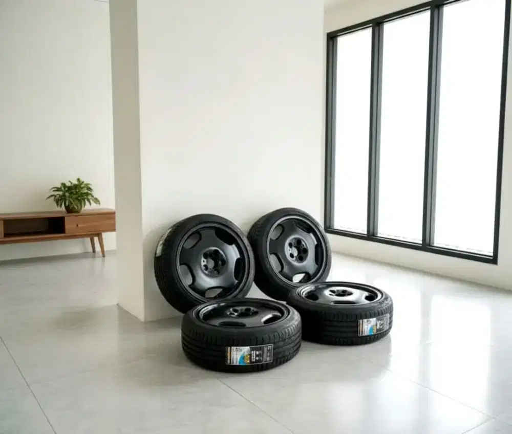 Velg Made in ITALY   R18/Ring 18 et.35  Lebar 8.5 rata.  Made in ITALY