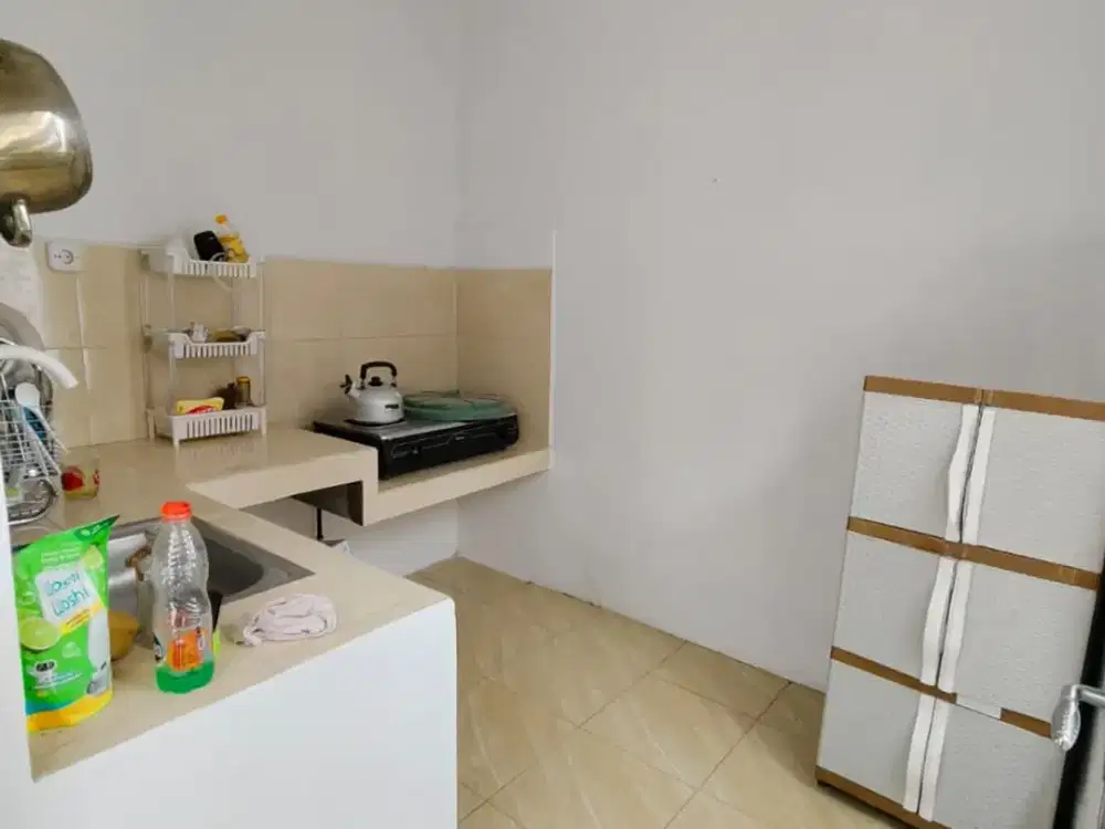 JUAL CEPAT RUMAH 2 LANTAI – LOKASI STRATEGIS!