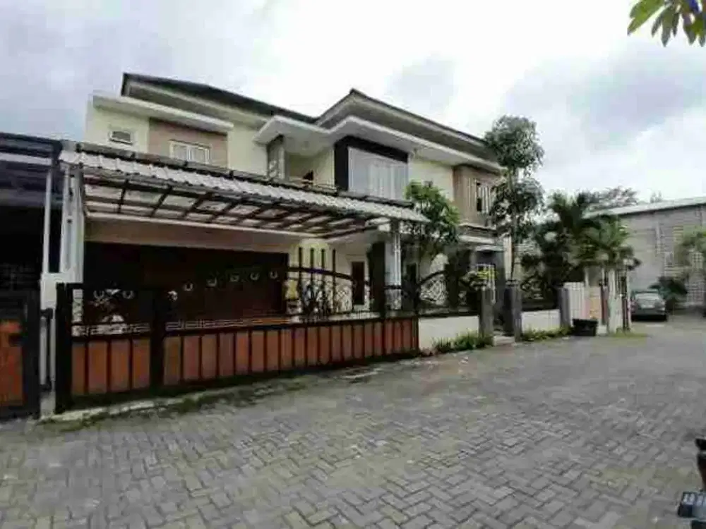 Dijual Rumah Mewah Dlm Cluster Elite+Private Pool Maguwoharjo Depok Sleman,BU