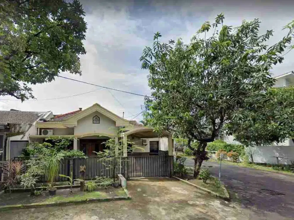 DIJUAL RUMAH 

JLN  : RAYA GRIYA BABATAN NO 75 
KEL. : BABATAN
KEC  : WIYUNG
KAB  : SURABAYA