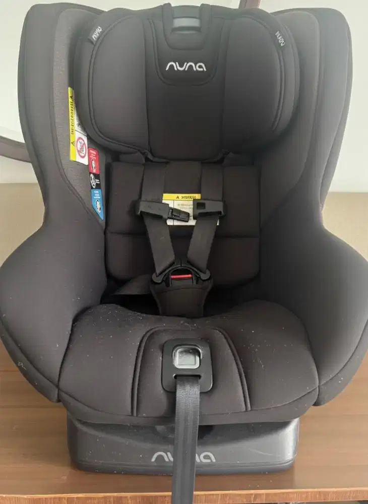 Nuna RAVA Car Seat - Caviar Black (Kondisi Terawat & Bersih)