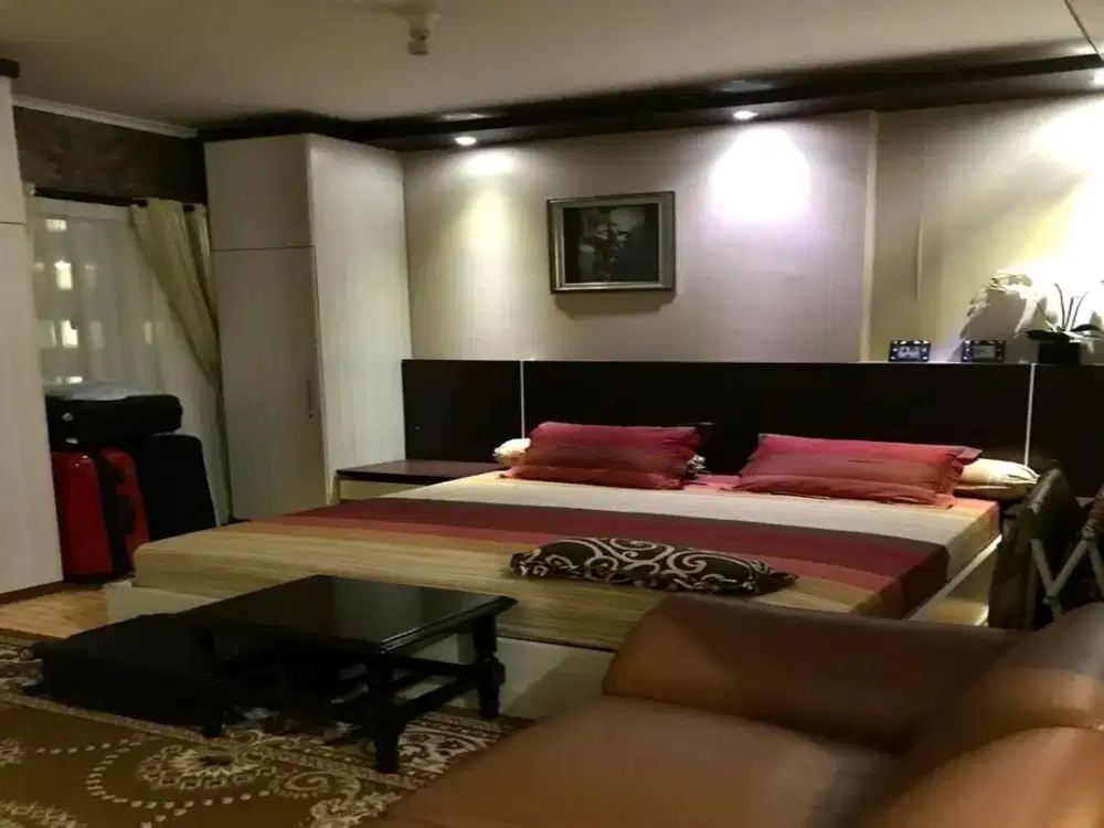 Dijual Studio Mediterania Marina Residence Ancol – Desain Modern Classic / Soft Classic Contemporary, Selangkah ke Ancol & Mangga Dua