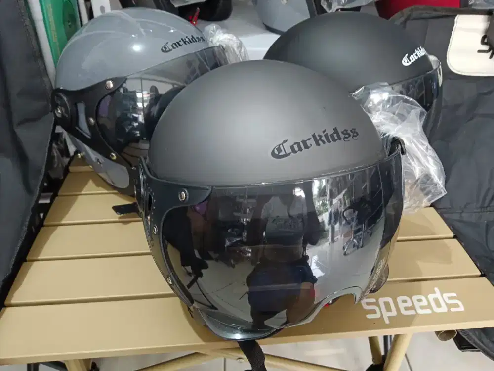 Helm Pilot ANAK Usia 3-6tahun SNI Allsize Busa Tebal bisa dilepas