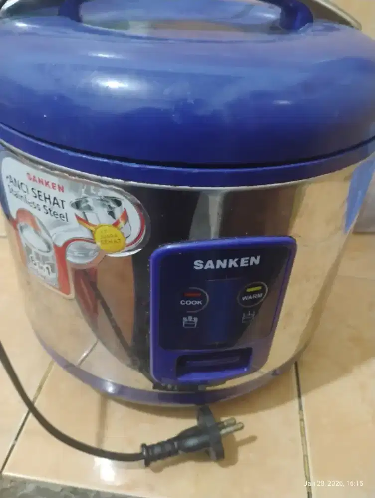 Kulkas TV Ricecooker