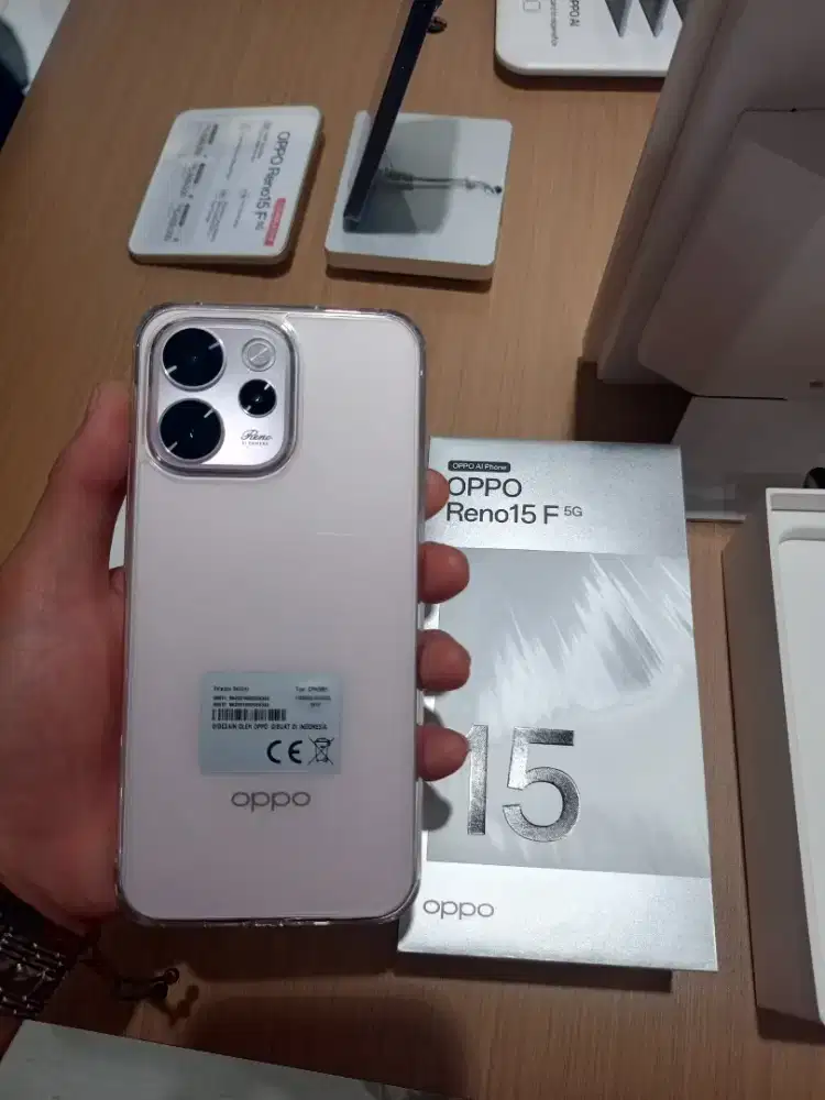 Kredit handphone OPPO RENO 15 BUNGA 0%