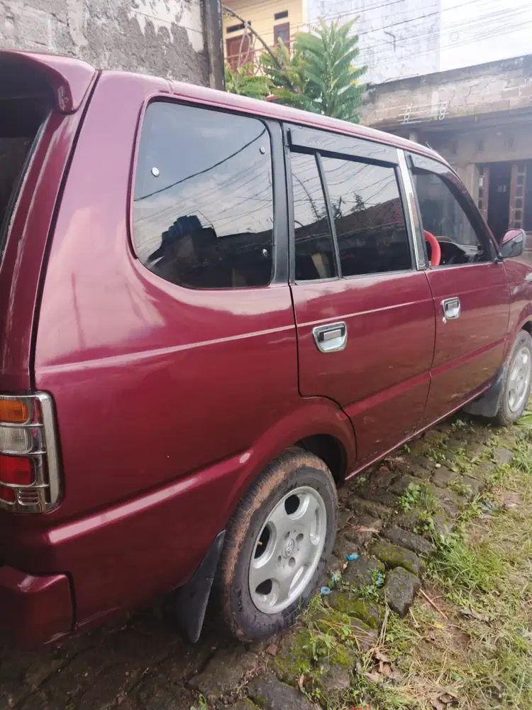 Toyota Kijang 1987 Bensin