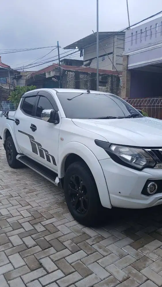 DIJUAL – Mitsubishi Triton 2.5 DC GLS (4x4) MT