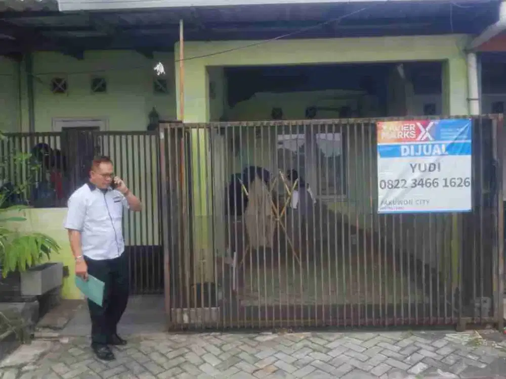 DIJUAL RUMAH 

PERUM GRIYA PESONA ASRI C-28
KEL. :  MEDOKAN AYU
KEC  : RUNGKUT
KAB  : SURABAYA