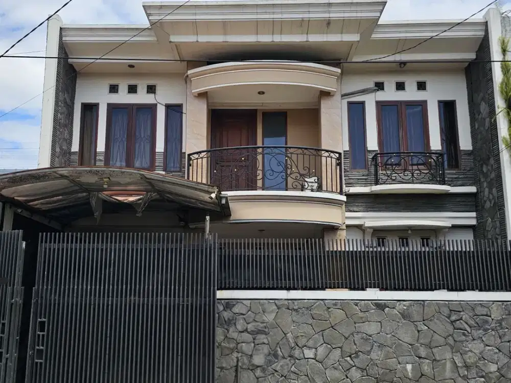 Jual MURAH Rumah BESAR di Holis Cigondewah Sayap KOPO Bandung Kulon
