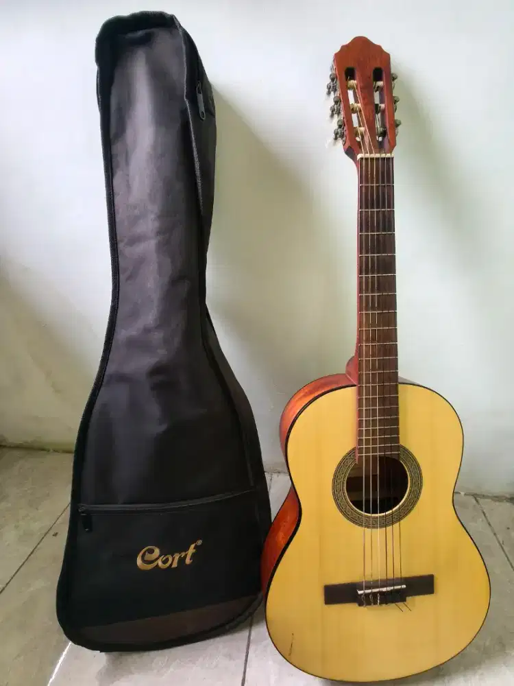 gitar cort AC70 OP