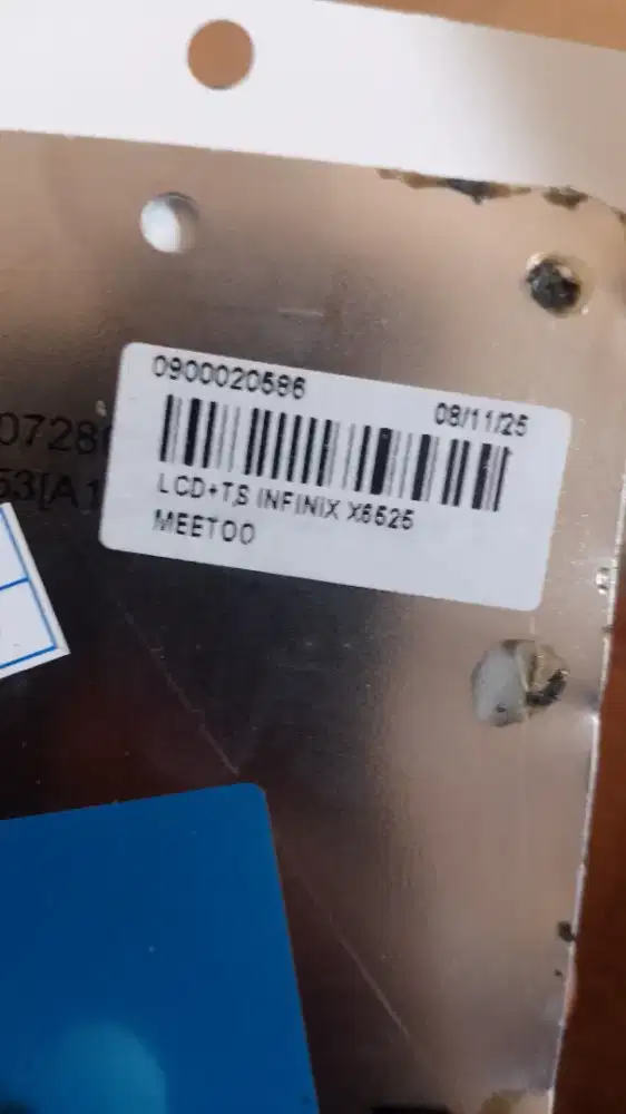 Di cari karyawan cewek cowok buat jaga konter