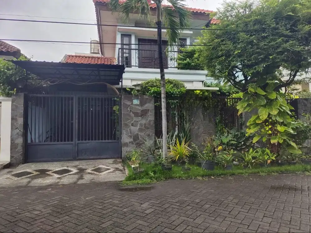 Dijual Rumah Prapen Panjang Jiwo Bagus Terawat Siap Huni 2 Lantai