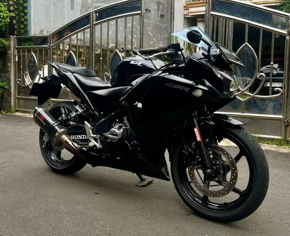 Dijual Cepat MULUSS Honda CBR 250R Th.2011 (Pajak OFF 04/2025)