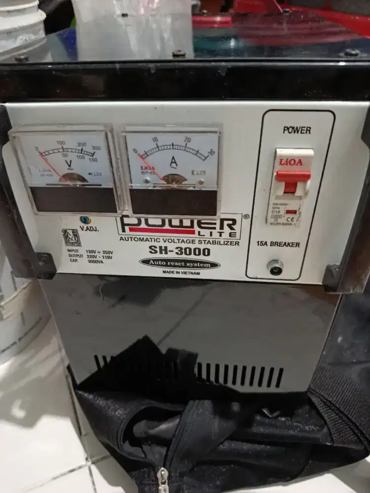 Jual cepat stabilizer powerlite SH 3000 negoin aja 1jt