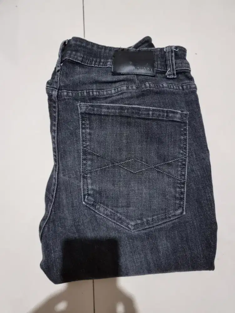 Celana jeans panjang Nevada original matahari store