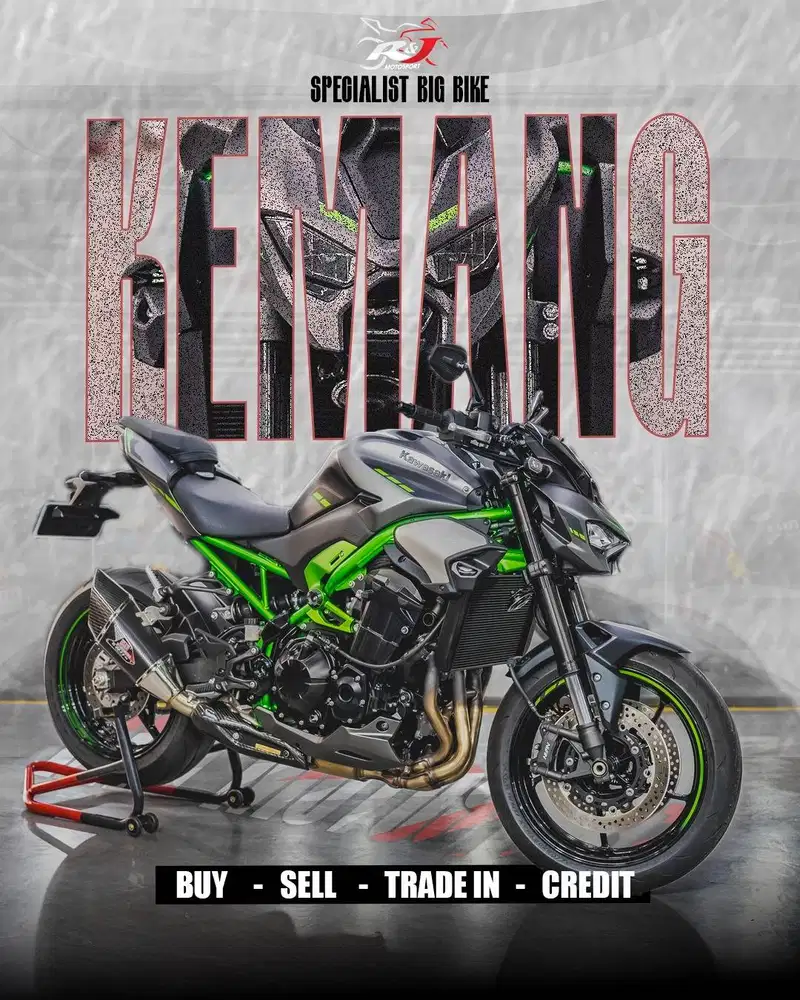 (BPKB&STNK) LIKE NEW Kawasaki Z900 Z 900 Base Tahun 2025 Warna Hitam