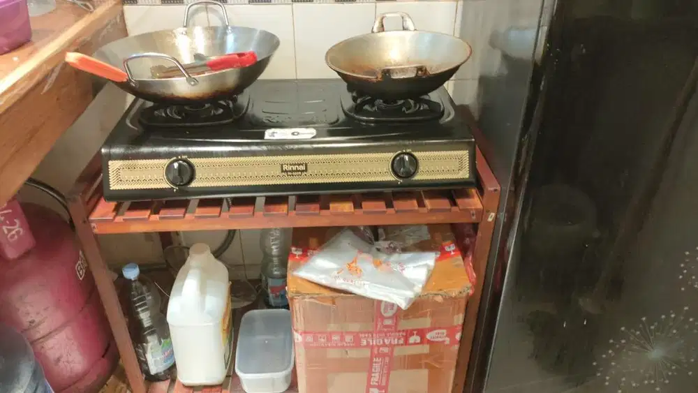 Kompor 2 tungku rinnai