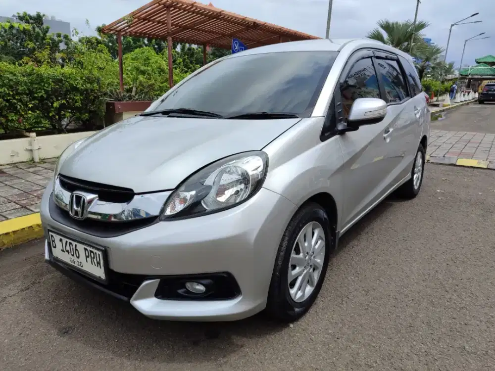 Mobilio E CVT AT 2015 TDP20jt Honda Mobilio 1.5 E Matic Automatic