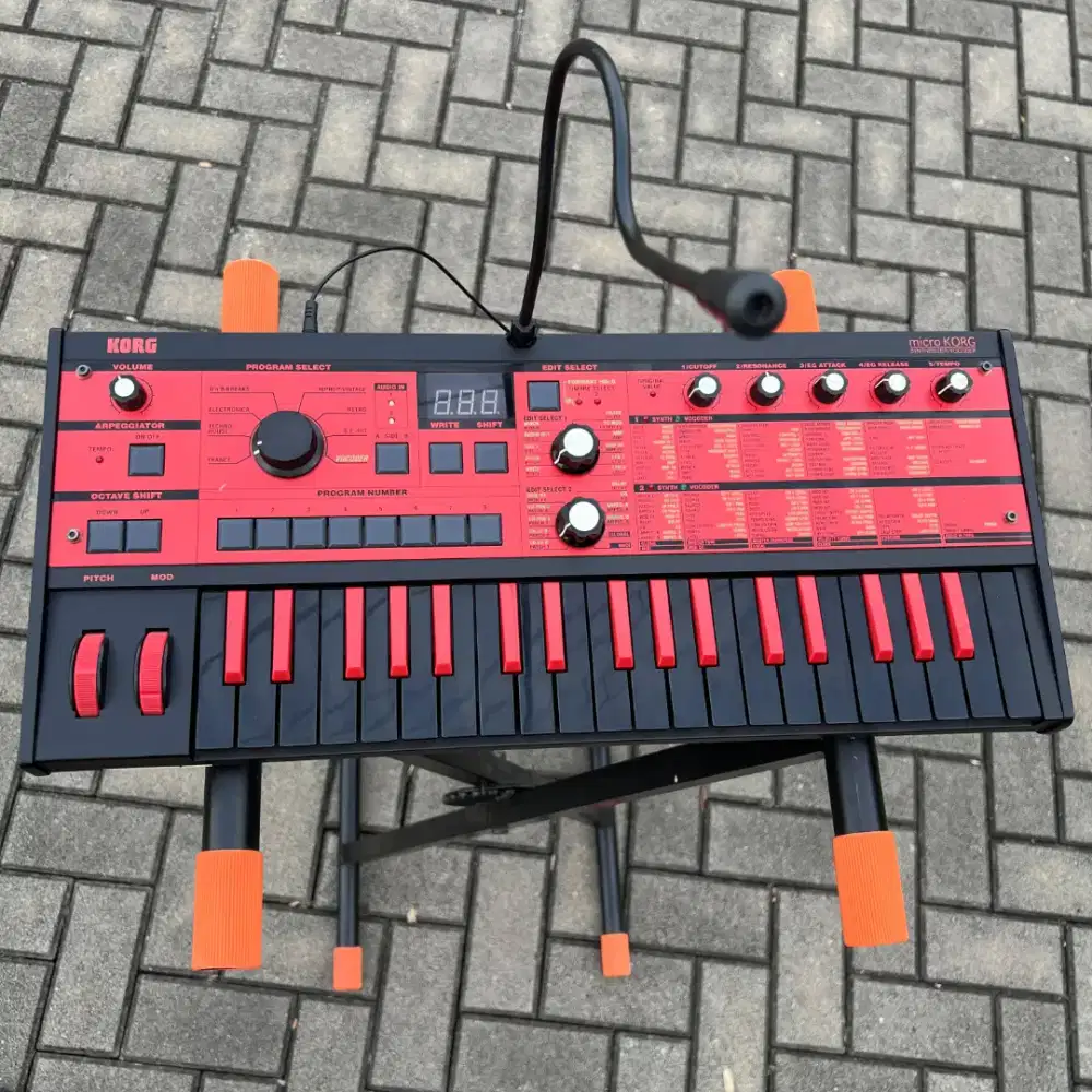 Korg Microkorg MK1 Limited Edition Black and Red 