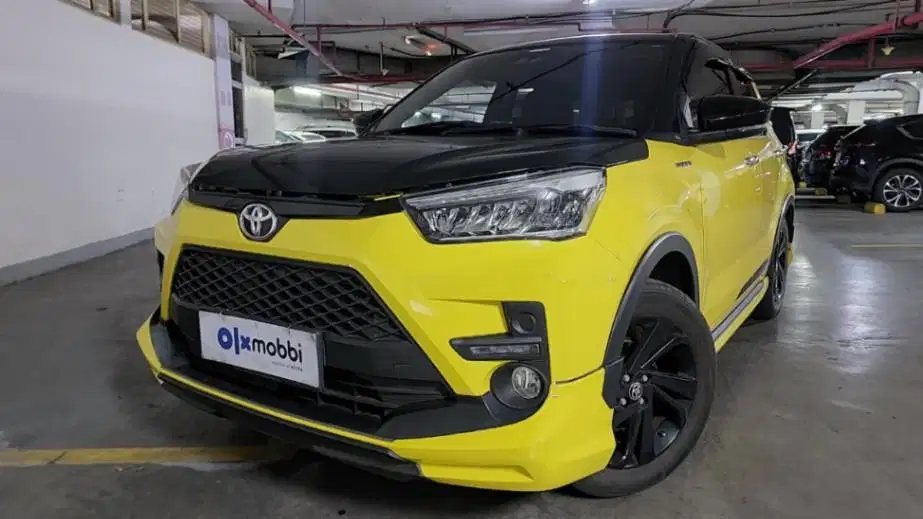 DP 14 JUTA Toyota Raize 1.0 T GR SPORT TSS Two Tone Bensin-AT 2021 FAF