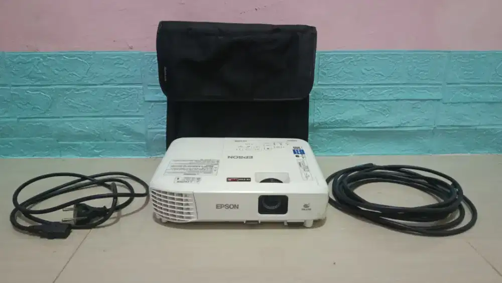 PROYEKTOR EPSON EB-E500 FULL LENGKAP HDMI