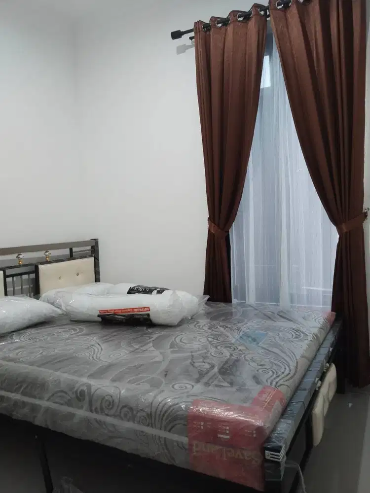 Disewakan Rumah Jl Srikaya Utan Kayu