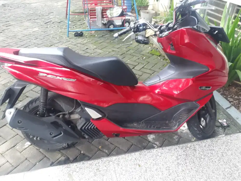 HONDA PCX 160CC. TAHUN 2023.