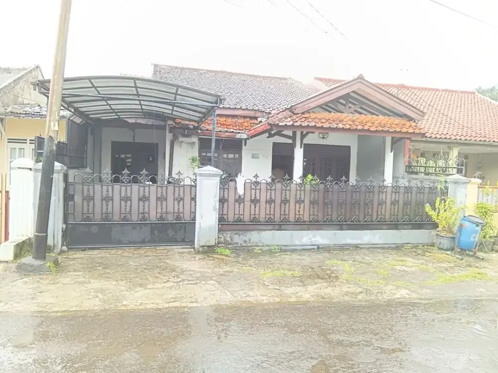 Rumah Hadap Timur Luas 12 Menit ke Lippo Plaza Ekalokasari J-40057