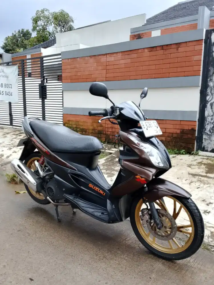 SUZUKI SKYWAVE 125 NR ASLI MOCCA 2009