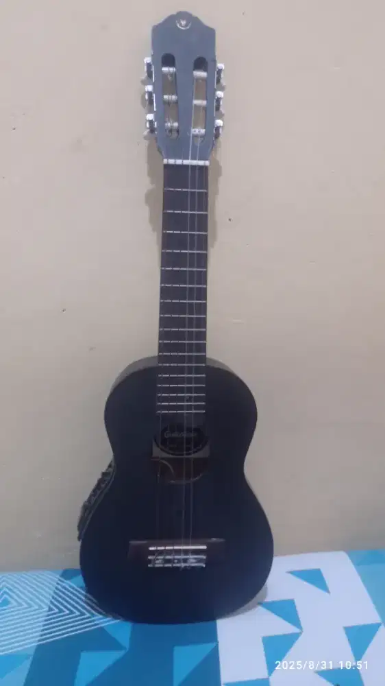 Yamaha guitalele akustik elektrik gl 1