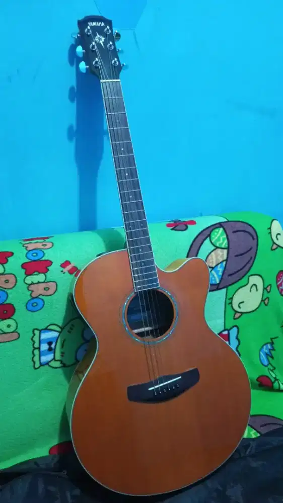 Gitar akustik yamaha seri CPX 600