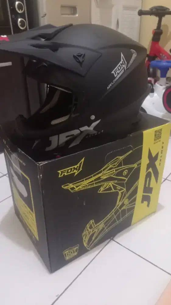 Helm jpx cross fox 1 solid full face