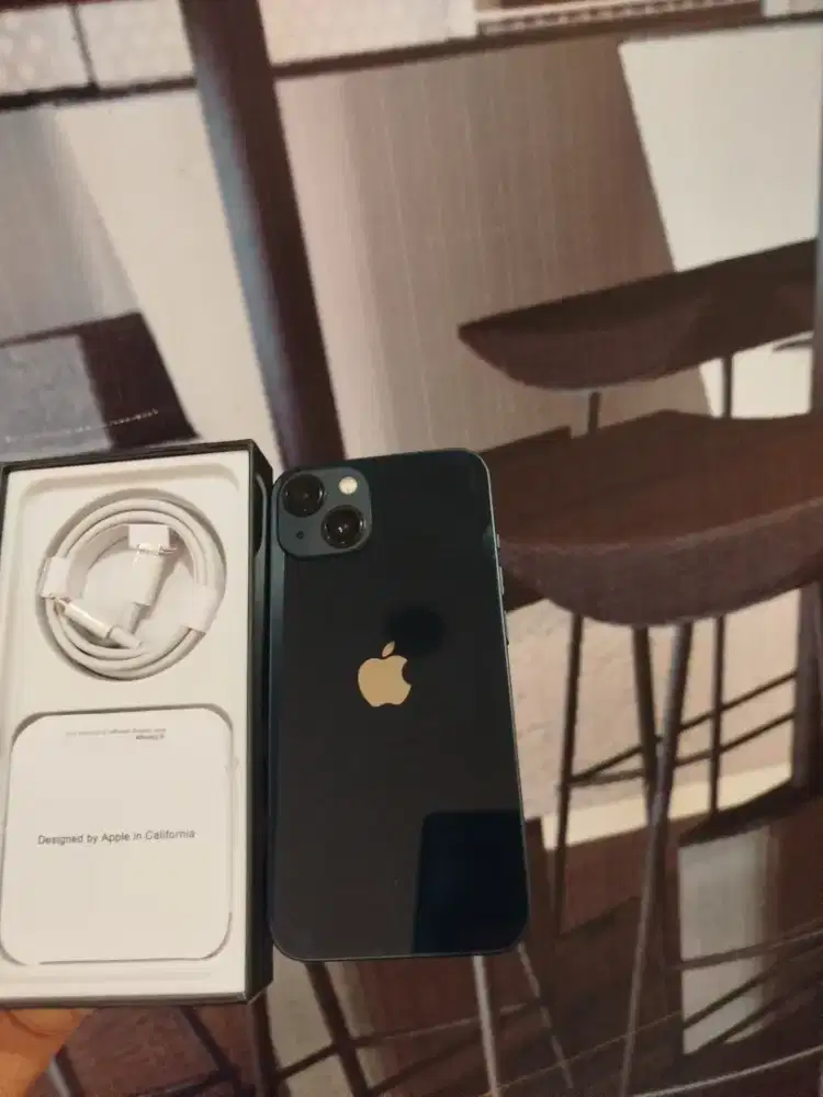 Iphone 13 128gb cukup top dan baru