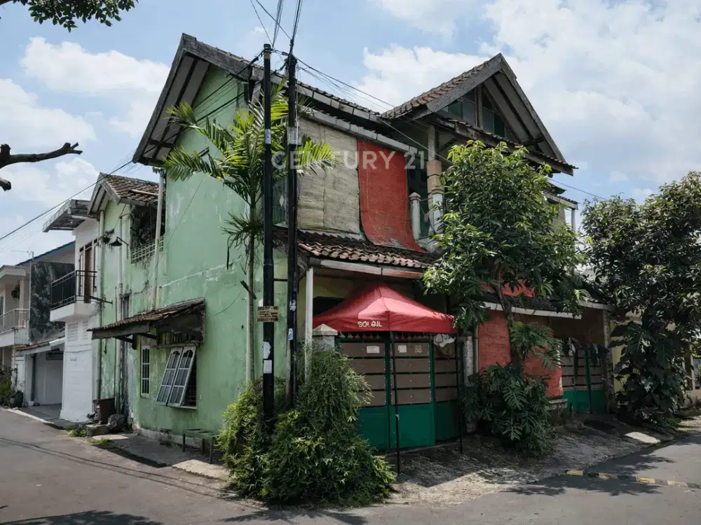 Rumah 2Lt Pinggir Jalan Di Sleman Dekat Sleman City Hall